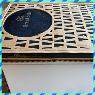 Is it cake?  I like that quiz/cake show!🤣
Yesterday I made an epic cake.  It was 52x40cm huge cake of the Grand Seiko 60th anniversary brand book.  The book slip cover is made out of wood lattice pattern.  The architectural beauty and the precision like their watch was challenging all together.  But if I don’t make it into clean cut aesthetic it wouldn’t be that book.  You can see the actual book at Daikanyama T-Site, it’s a stunning book. Worth a trip to see it.  Thank you so much for giving me the order Y and P!🥂
I really loved the message that everyone was just so surprised when she brought the knife to cut it!🤩💙
昨日は、なかなかビッグなケーキのご注文でした。
たぶん二度と作れないケーキだと確信しています。
グランドセイコーの60周年ブランドブックの出版記念イベントで、本その物を再現しました。ケーキは、50x40cmの大きなケーキですが、本のカバーはシグネチャーの木を美しく細工したラティス仕立てになっていて、ケーキで再現するのは至難の業でしたが、こんな素敵な機会をいただきY&Pいつも本当にありがとうございます。実際の本は、代官山T-Siteで見ることができます。是非お手に取って見てくださいね。
日本の技術が素晴らしいです。ゲストの皆様がケーキだとは思わなくてナイフでカットした時驚かれたと聞いて。。嬉しかったです。🤭

#customeventcaketokyo #partyinstyletokyo #ordeadecaketokyo #イベントケーキ東京 #コーポレートイベントケーキ東京