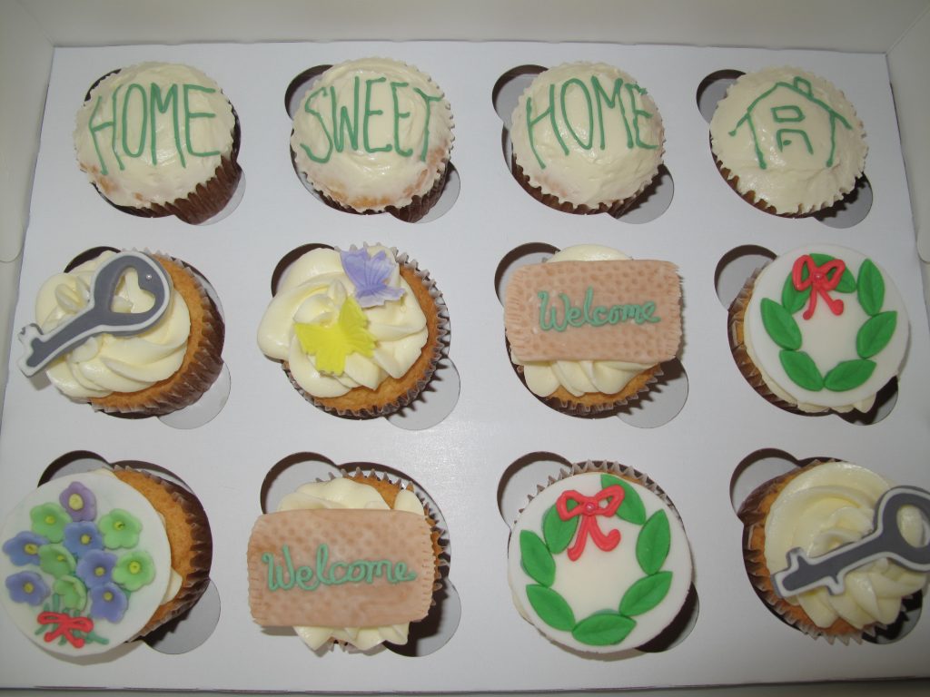 0002 House Warming Cupcakes