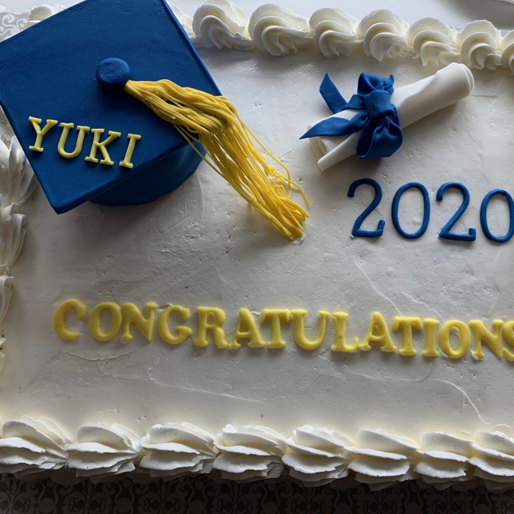 3043 Graduation Cake at Home お家で祝うご卒業ケーキ